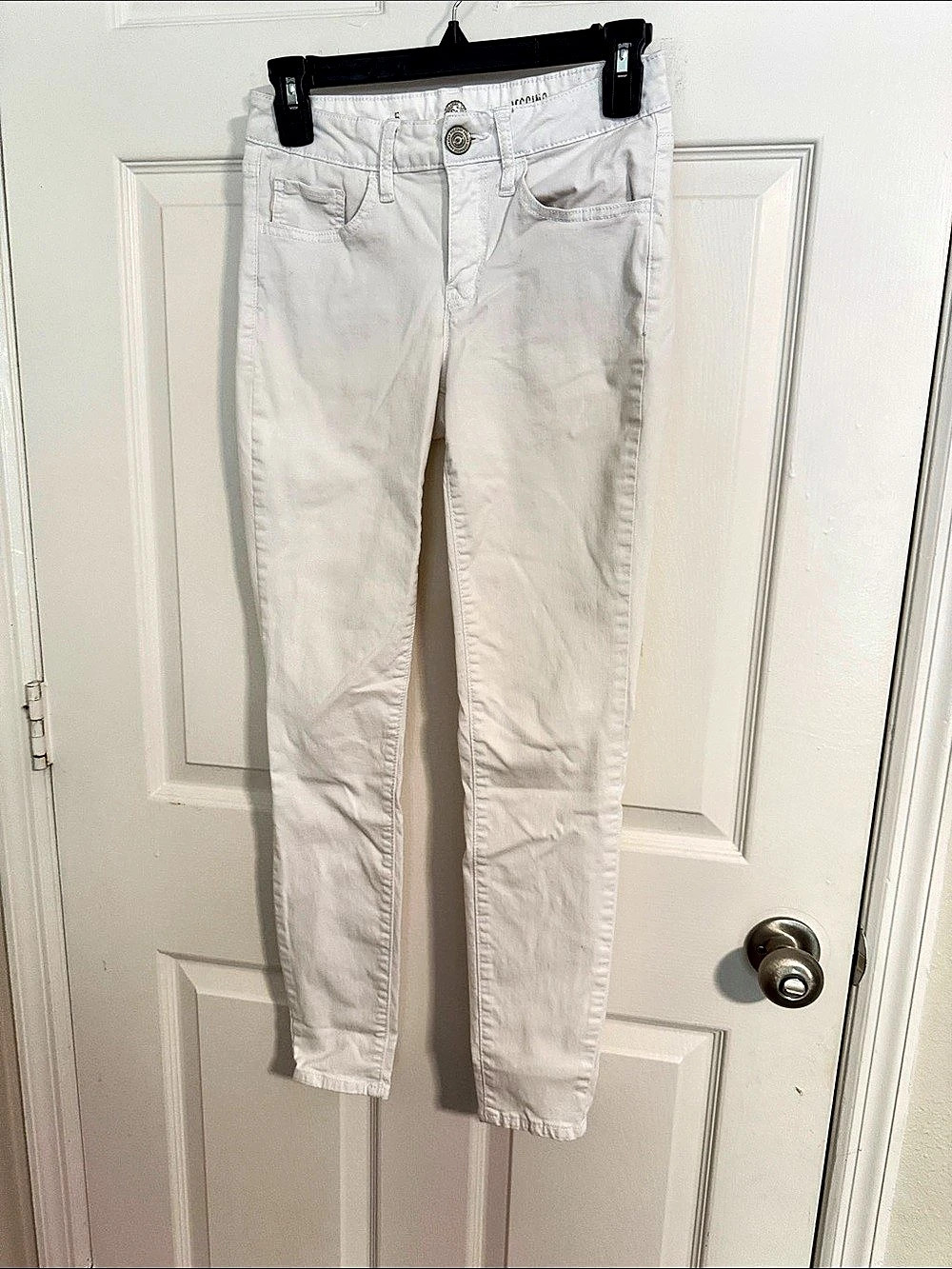 Silver Jeans Co. Jeggings. White Waist 5 - Picture 1 of 3